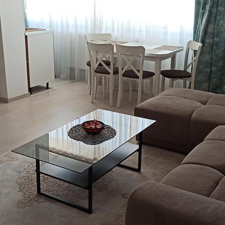Apartament Mony- Mamaia Nord Apartment นาโวดาริ ภายนอก รูปภาพ